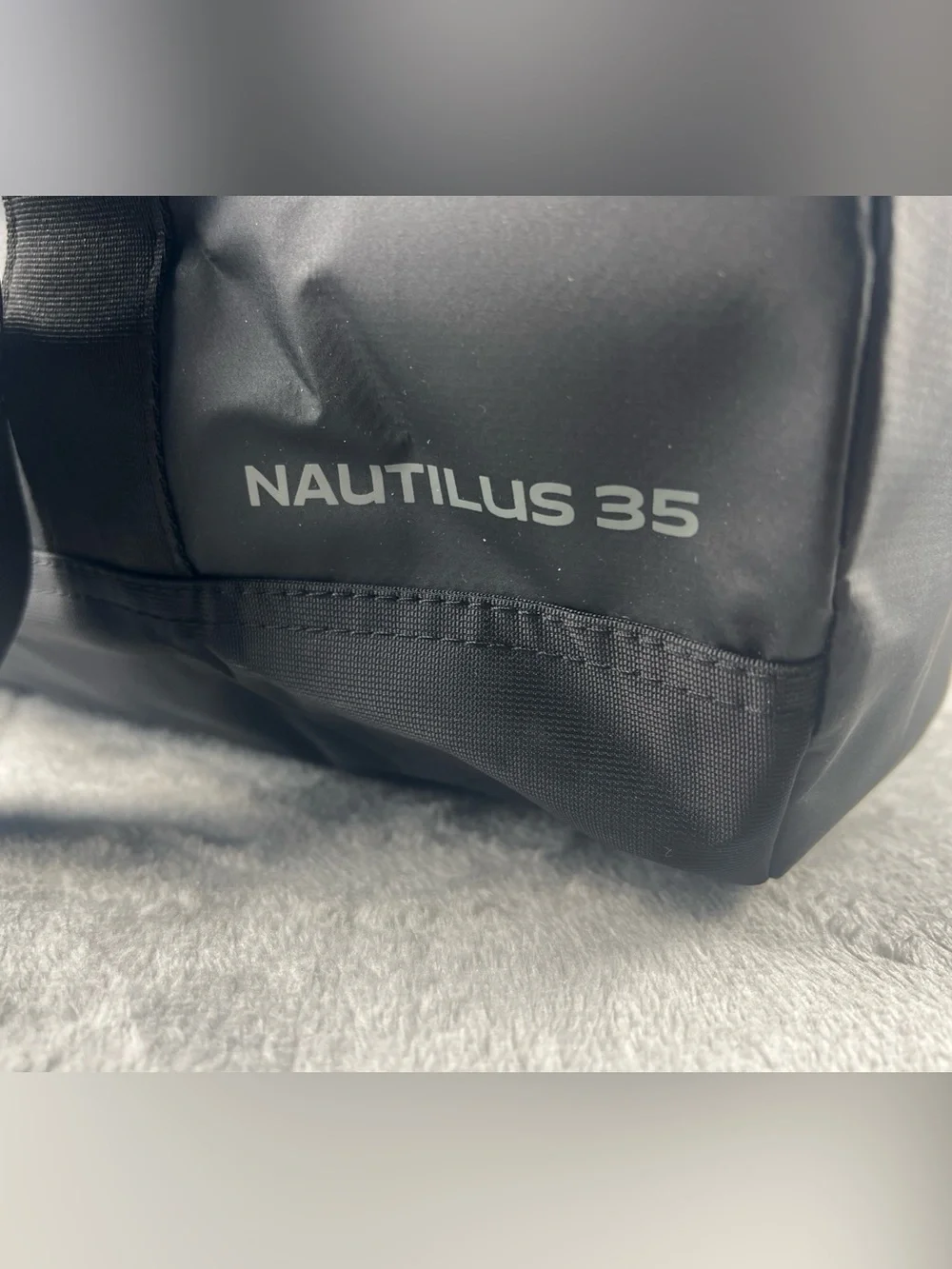 Stormtech Nautilus 35L Black Waterproof Duffel Duffle Gear Bag GBX-1S Unisex